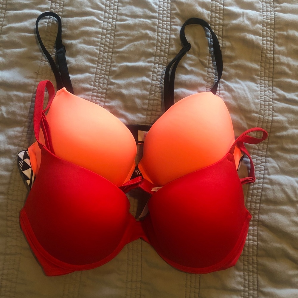 VS PINK bras
